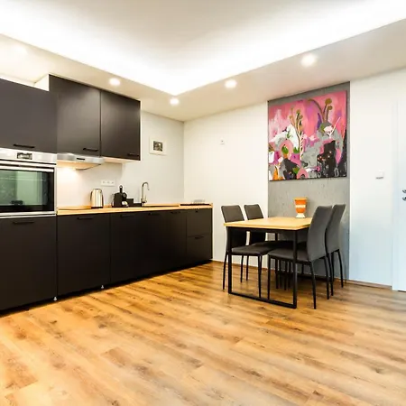 Rezidence Apartament *